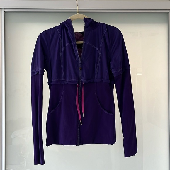 Lululemon Reversible Fitted Jacket Size 6 - Picture 4 of 7